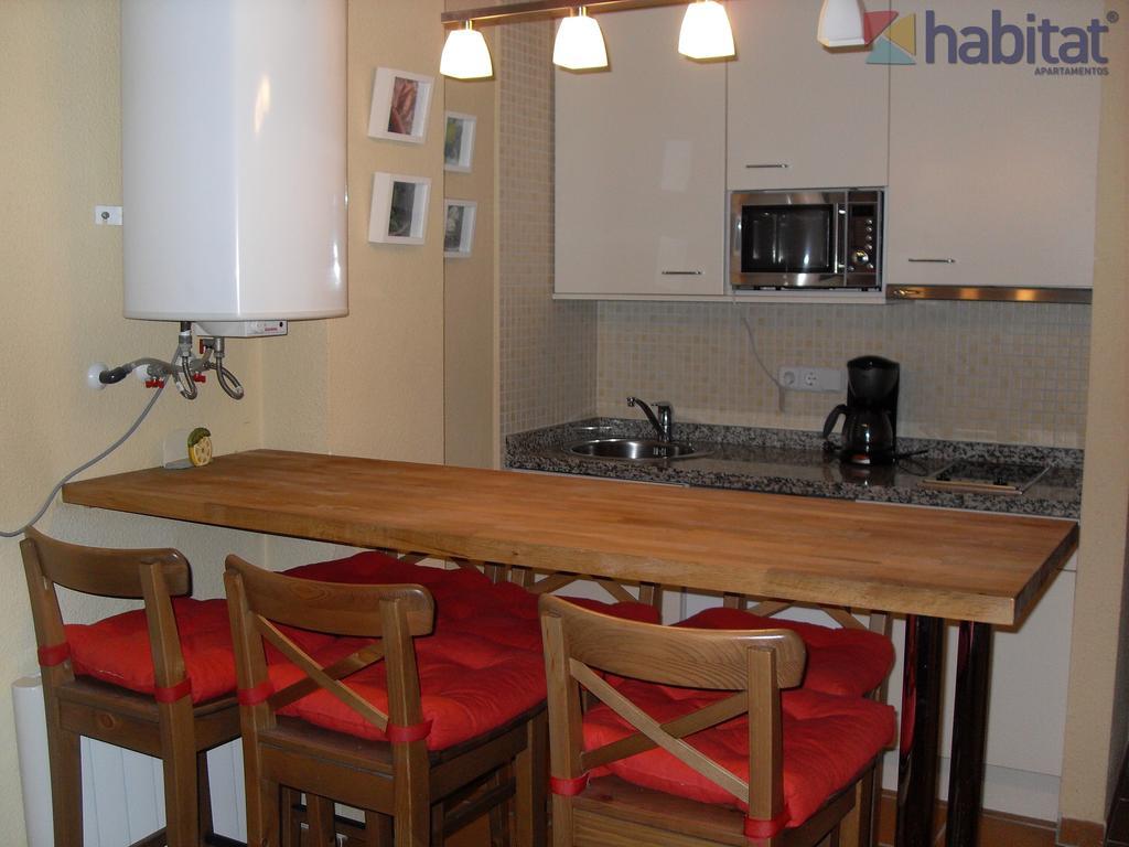 Apartamentos Habitat Zona Media Monachil Zimmer foto